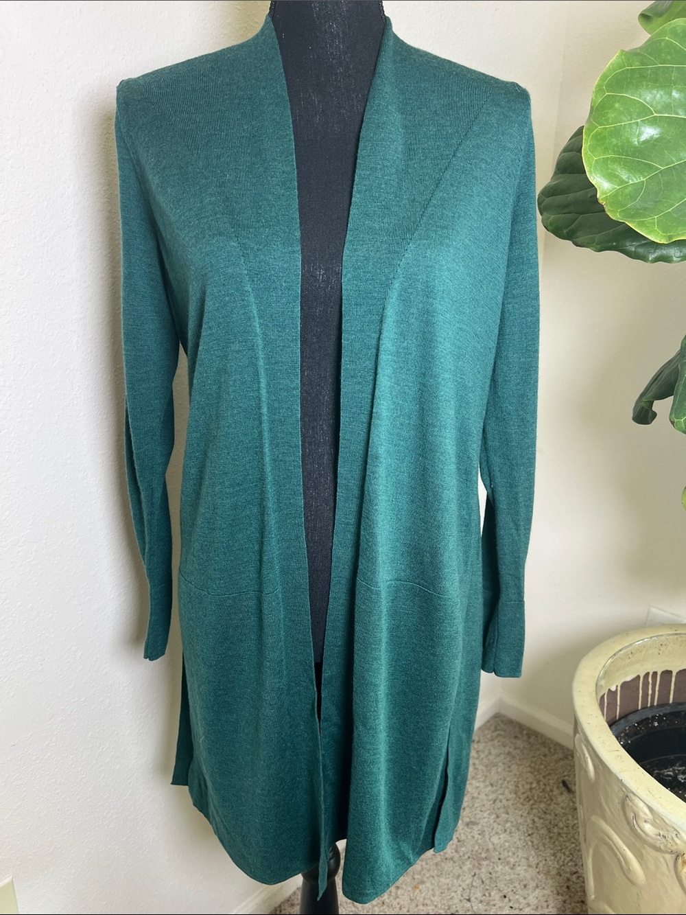 Talbots Women’s 100% Merino Wool Hunter Green Long Cardigan